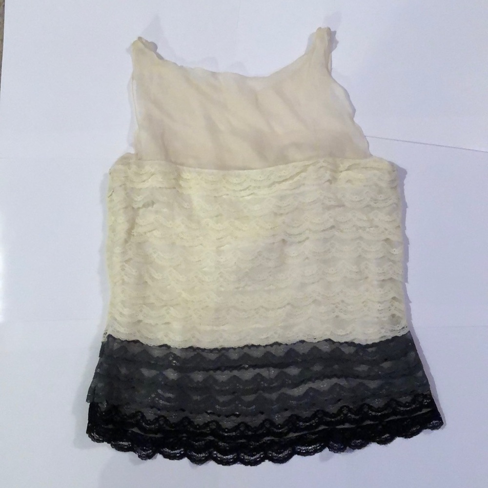 Ombré lace tank